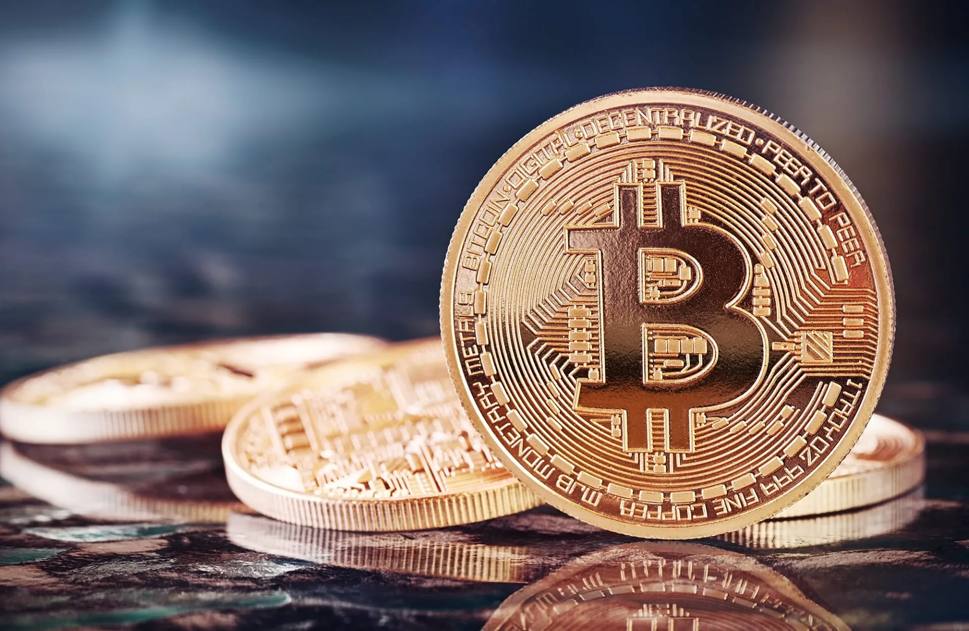 بعد الارتفاع القياسي.. انخفاض قيمة عملة “بيتكوين” بنسبة 0.6% بعد الارتفاع القياسي.. انخفاض قيمة عملة “بيتكوين” بنسبة 0.6%