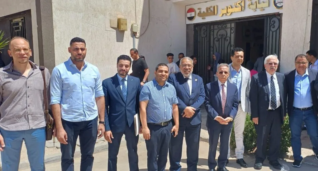 بعد التحقق من مشروعية موقفه، النيابة تقرر الإفراج عن الأمين العام لنقابة الأطباء