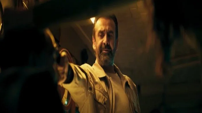 بعد تصدره التريند.. قصة وأبطال فيلم «المشروع X» لـ كريم عبد العزيز