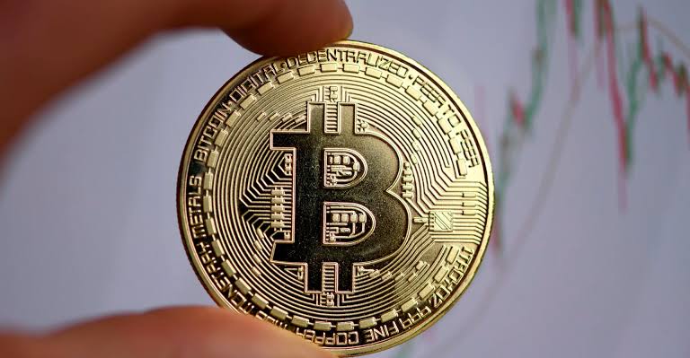 بعد تقليص الرسوم الجمركية.. ما هو سعر عملة “بيتكوين” اليوم الاثنين؟ بعد تقليص الرسوم الجمركية.. ما هو سعر عملة “بيتكوين” اليوم الاثنين؟