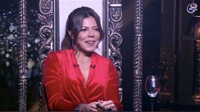 بعد جدل جنازة الفنان سليمان عيد.. ناهد السباعي تكشف موقفها من تصوير الجنازات