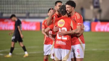 بعد خسارة بيراميدز.. ماذا يحتاج الأهلي للتتويج بلقب الدوري؟