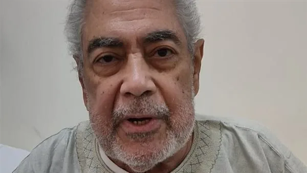بعد دخوله العناية المركزة.. صبري عبد المنعم يكشف تطورات حالته الصحية