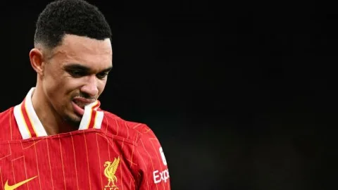 بعد رحيل أرنولد.. ليفربول يرد على ريال مدريد بخطوة غير متوقعة