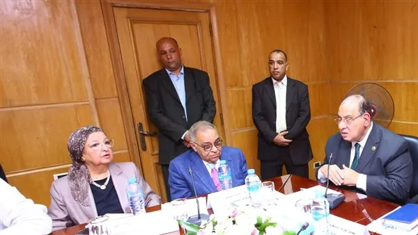 بعد صدور قانون العمل.. الجمعيات الأهلية: الحد الأدنى للأجور قد يؤدي لوقف أنشطة عدد من المنظمات
