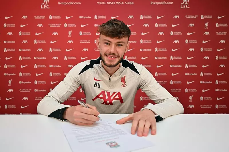 بعد صلاح وفان دايك، ليفربول يعلن عن تجديد عقد كونور برادلي. بعد صلاح وفان دايك، ليفربول يعلن عن تجديد عقد كونور برادلي.