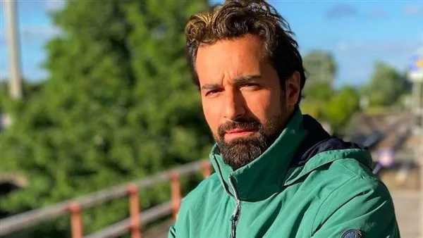 بعد عمر أفندي.. أحمد حاتم يتعاقد على بطولة مسلسل جديد أمام فنانة لبنانية