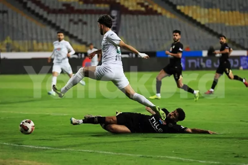 بعد منافسة قوية.. الزمالك والمصري يتأهلان لبطولتي الكونفدرالية. بعد منافسة قوية.. الزمالك والمصري يتأهلان لبطولتي الكونفدرالية.