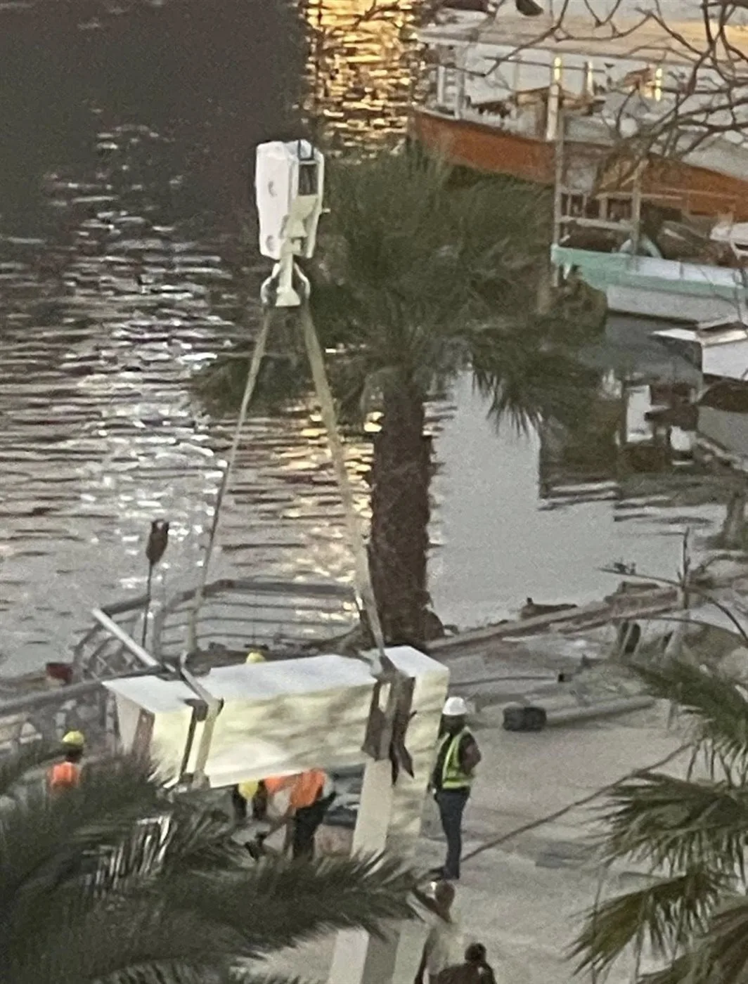 بعد نداءات المواطنين لـ القاهرة 24.. محافظ القاهرة: تعليق أعمال مرسى سرايا الجزيرة بالزمالك حتى استكمال المراجعة. بعد نداءات المواطنين لـ القاهرة 24.. محافظ القاهرة: تعليق أعمال مرسى سرايا الجزيرة بالزمالك حتى استكمال المراجعة.