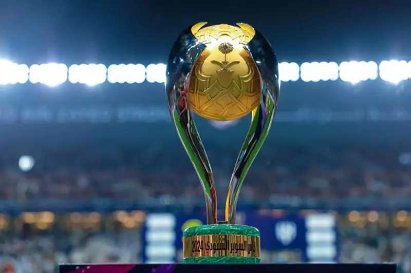 بعد هزيمة أهلي جدة.. الكشف عن الفرق الأربعة في السوبر السعودي 2025 بعد هزيمة أهلي جدة.. الكشف عن الفرق الأربعة في السوبر السعودي 2025