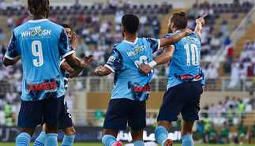 بفضل خطأ عواد، بيراميدز يتصدر الزمالك بهدف (فيديو)