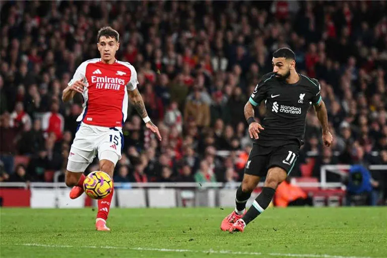 بقيادة صلاح.. القنوات الناقلة لـ بث مباشر مباراة ليفربول وأرسنال اليوم في الدوري الإنجليزي 2024-2025 والتشكيل