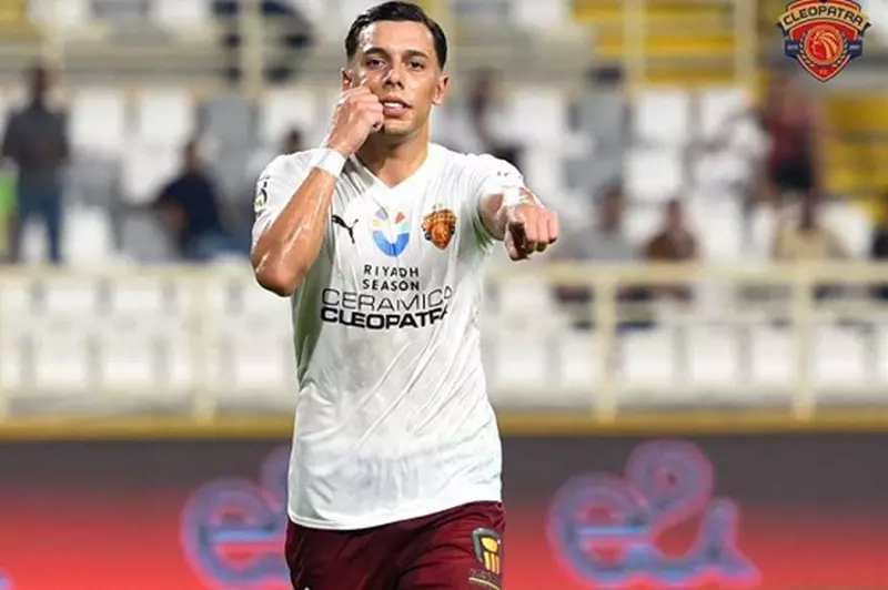 بلحاج يعيد سيراميكا كليوباترا إلى المنافسة ضد بيراميدز (فيديو) بلحاج يعيد سيراميكا كليوباترا إلى المنافسة ضد بيراميدز (فيديو)