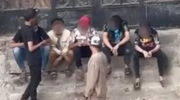 بلطجية يروعون المواطنين بأسلحة حادة في منطقة ملاعب بلاك ستار بفيصل