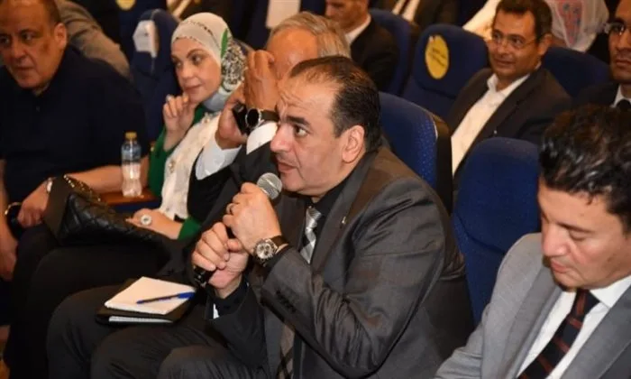 بمبلغ 400 مليون جنيه.. لجنة النواب توافق على تقديم دعم إضافي للمنوفية بمبلغ 400 مليون جنيه.. لجنة النواب توافق على تقديم دعم إضافي للمنوفية