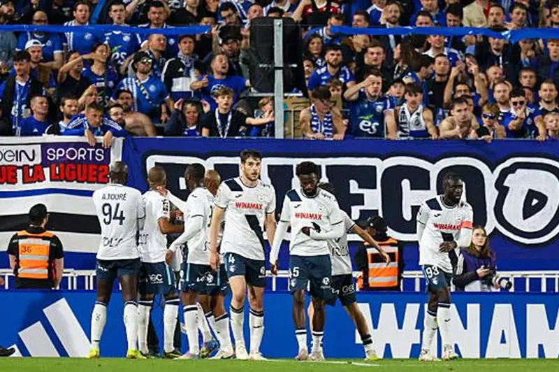 بمساهمة كوكا.. لوهافر يتجنب الهبوط بفوز مثير على ستراسبورج في الدوري الفرنسي بمساهمة كوكا.. لوهافر يتجنب الهبوط بفوز مثير على ستراسبورج في الدوري الفرنسي