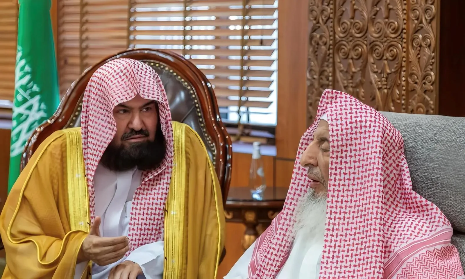 بمشاركة أبرز العلماء.. بدء أكبر برنامج تعليمي في الحرم لتثقيف الحجاج بمشاركة أبرز العلماء.. بدء أكبر برنامج تعليمي في الحرم لتثقيف الحجاج