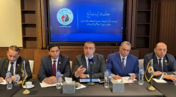 بمشاركة نقيب المحامين: أعضاء مجلس حماة الوطن يعقدون جلسة لمناقشة مشكلة الرسوم القضائية.