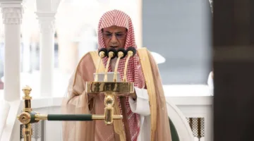 بموافقة خادم الحرمين، تعيين ابن حميد لخطباء يوم عرفة.