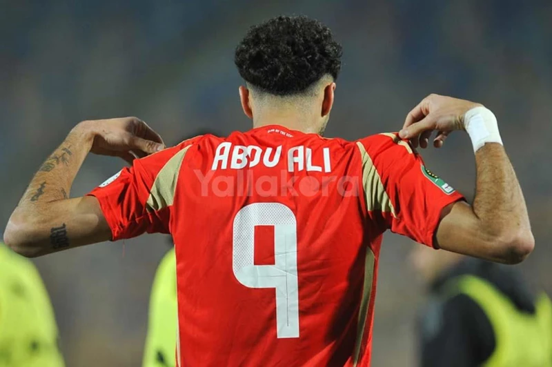 بن شرقي يصنع وأبو علي يُسجل: الأهلي يضيف الهدف الثاني ضد فاركو (فيديو) بن شرقي يصنع وأبو علي يُسجل: الأهلي يضيف الهدف الثاني ضد فاركو (فيديو)