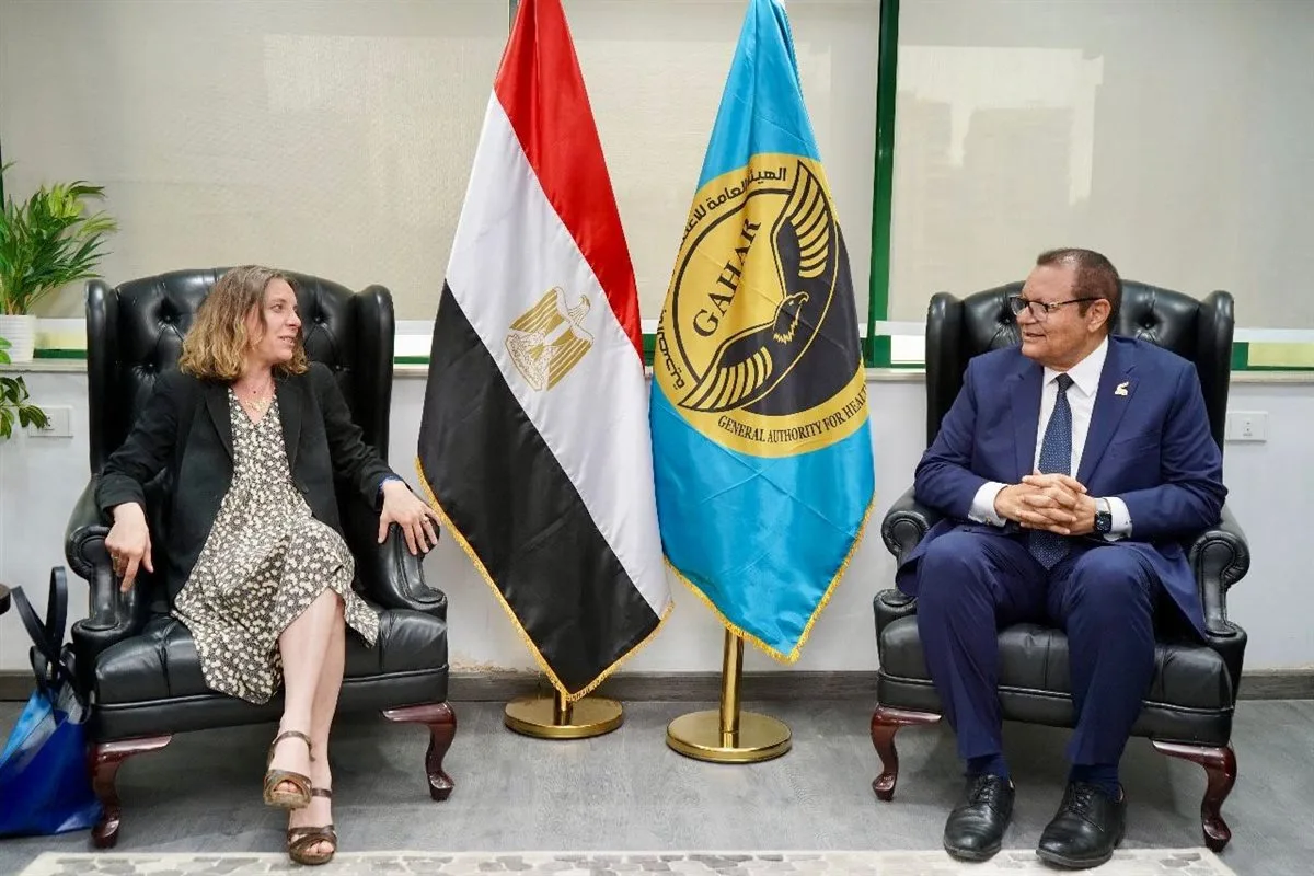 بناء شراكات استراتيجية والاستفادة من الخبرات الدولية للارتقاء بمستوى الخدمة الصحية