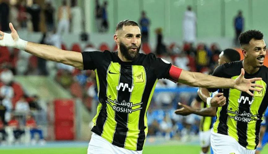بنزيما يتصدر تشكيلة الاتحاد في مواجهة الفيحاء بنزيما يتصدر تشكيلة الاتحاد في مواجهة الفيحاء