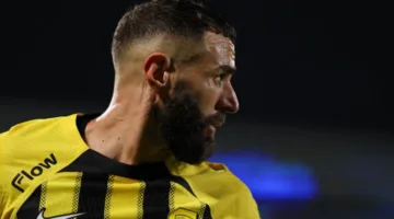 بنزيما يتغلب على التعب من أجل انتزاع لقب الدوري السعودي للاتحاد