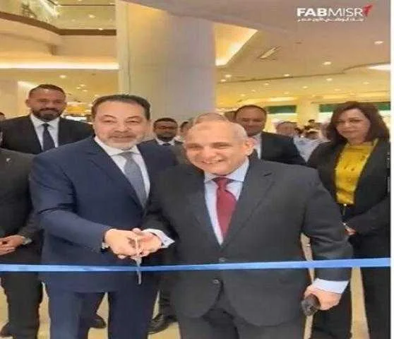 بنك أبوظبي الأول مصر يدشّن فرع سيتي ستارز في موقعه الجديد بنك أبوظبي الأول مصر يدشّن فرع سيتي ستارز في موقعه الجديد