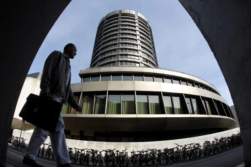 بنك التسويات الدولية: ارتفاع الديون العالمية بمقدار 7.5 تريليون دولار خلال 3 أشهر بنك التسويات الدولية: ارتفاع الديون العالمية بمقدار 7.5 تريليون دولار خلال 3 أشهر