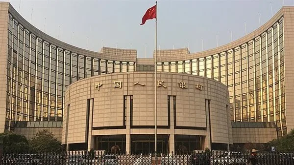 بنك الشعب الصيني يطلق حزمة سياسات لدعم الاقتصاد مع ترقب للمحادثات التجارية مع أمريكا