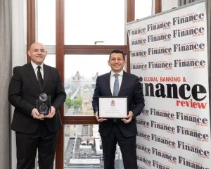 بنك القاهرة يتلقى جائزة “أسرع بنك نموًا في تقديم الائتمان بمصر” من مجلة Global Banking & Finance Review العالمية. بنك القاهرة يتلقى جائزة “أسرع بنك نموًا في تقديم الائتمان بمصر” من مجلة Global Banking & Finance Review العالمية.