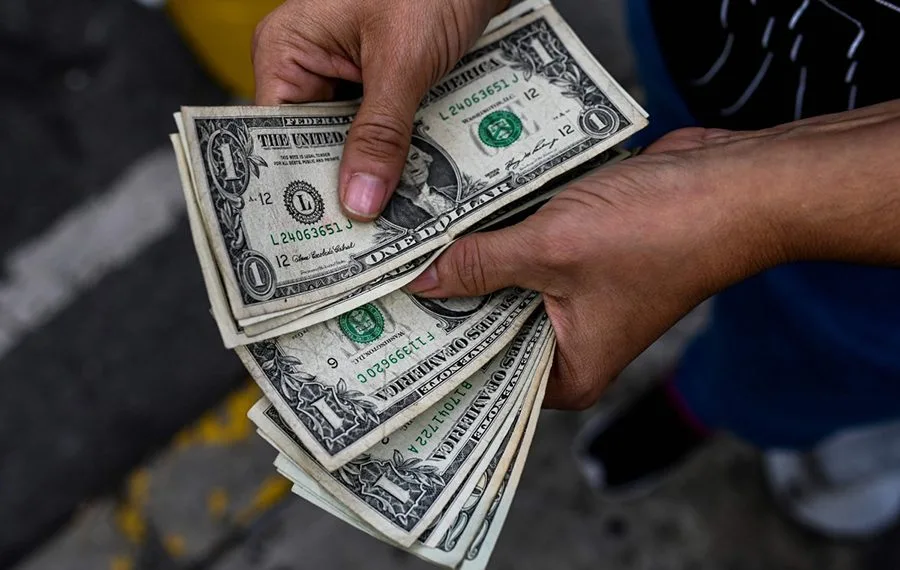 بنمو 80.7%.. تحويلات المصريين بالخارج ترتفع إلى 17.1 مليار دولار خلال النصف الأول من 2024/2025