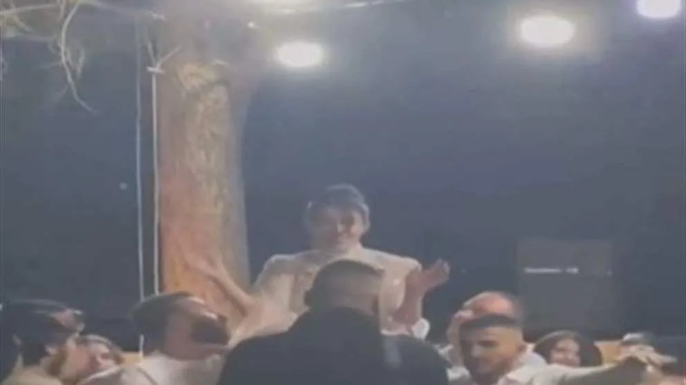 بوداي: شهيد عيان يشارك تفاصيل حفل الزفاف المأساوي (فيديو) بوداي: شهيد عيان يشارك تفاصيل حفل الزفاف المأساوي (فيديو)