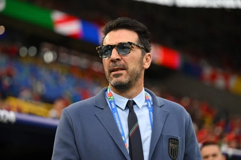 بوفون: آمل أن يحقق دوناروما لقب دوري الأبطال.. الحارس يستحق الوصول إلى حلمه بوفون: آمل أن يحقق دوناروما لقب دوري الأبطال.. الحارس يستحق الوصول إلى حلمه