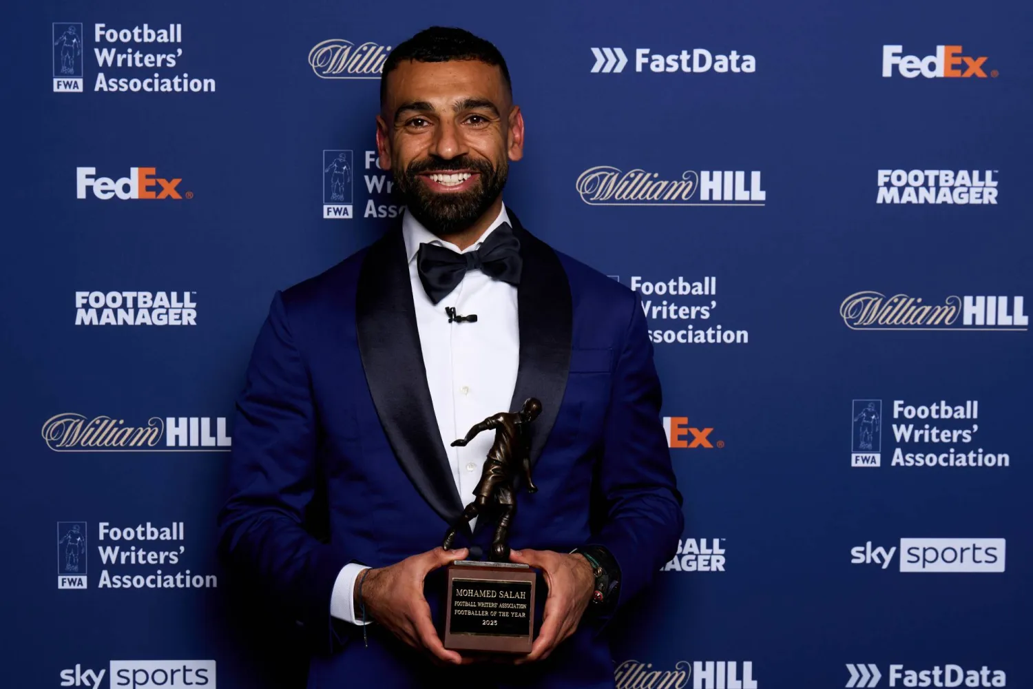 بي بي سي تعلن محمد صلاح كأفضل لاعب في الدوري الإنجليزي الممتاز بي بي سي تعلن محمد صلاح كأفضل لاعب في الدوري الإنجليزي الممتاز