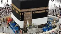 بيت الله الحرام: هل صحيح أن الطيور لا تحلق فوق الكعبة المشرفة؟