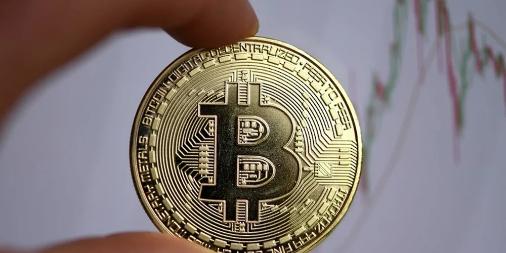 بيتكوين تتجاوز عتبة 105 آلاف دولار بيتكوين تتجاوز عتبة 105 آلاف دولار