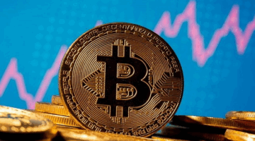 بيتكوين يقترب من 100 ألف دولار بعد اختراق أعلى مستوى له في 10 أسابيع
