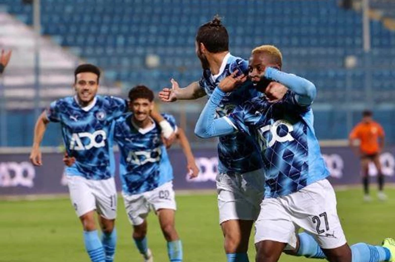 بيراميدز يوضح سبب غياب إيجولا عن مباراة صنداونز في نهائي دوري أبطال أفريقيا بيراميدز يوضح سبب غياب إيجولا عن مباراة صنداونز في نهائي دوري أبطال أفريقيا
