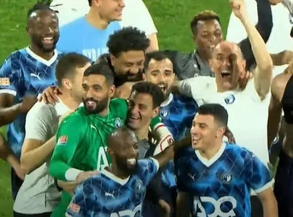 بيراميدز يوضح لـ«الأسبوع» سبب احتفال اللاعبين بعد الانتصار على سيراميكا كليوباترا بيراميدز يوضح لـ«الأسبوع» سبب احتفال اللاعبين بعد الانتصار على سيراميكا كليوباترا