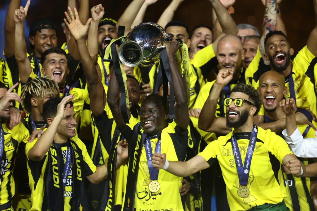 بيريرا يكشف لغز الثنائية في الاتحاد السعودي بيريرا يكشف لغز الثنائية في الاتحاد السعودي
