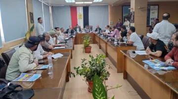 بيع متاجر بالمزاد العلني وشن حملة على المخالفات في دمياط الجديدة.
