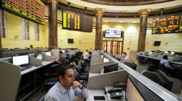 بين العائد المجزي وثقة المستثمرين… ما سبب إقبال الأجانب على السندات المصرية؟