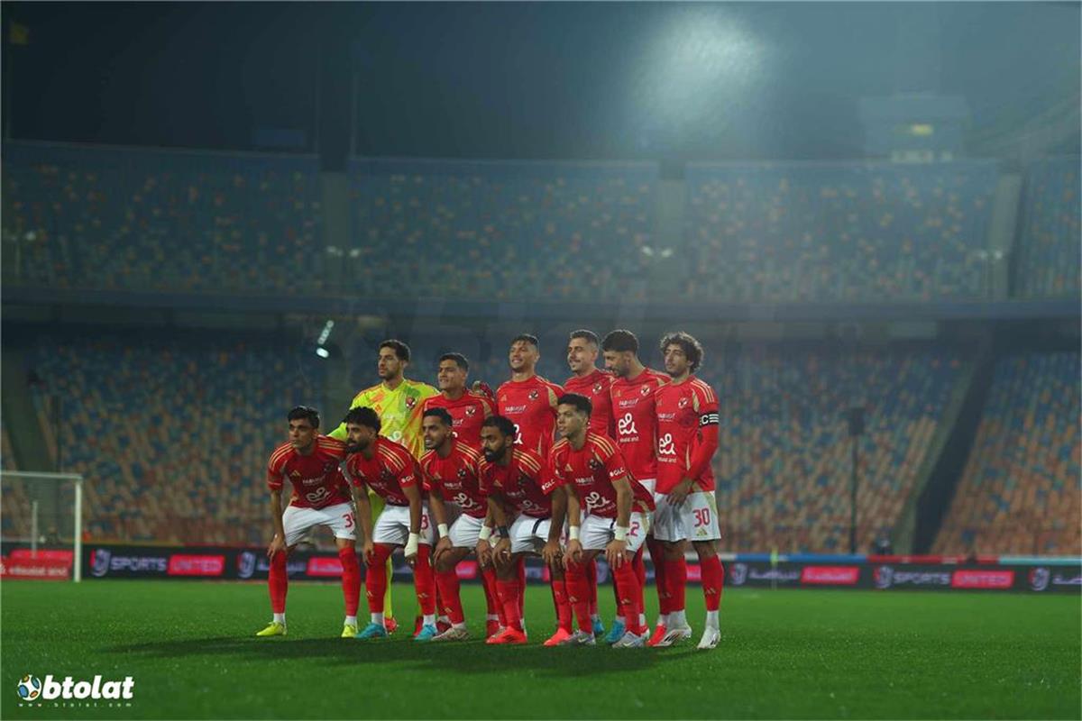 بين مشاكل ورحيل وإعارة.. شوبير يوضح موقف 11 لاعبًا في الأهلي والصفقة الجديدة بين مشاكل ورحيل وإعارة.. شوبير يوضح موقف 11 لاعبًا في الأهلي والصفقة الجديدة