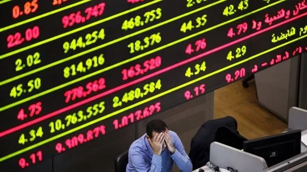 بينها أوراسكوم والجوهرة.. البورصة تهدد 15 شركة بشطب قيدها لهذا السبب