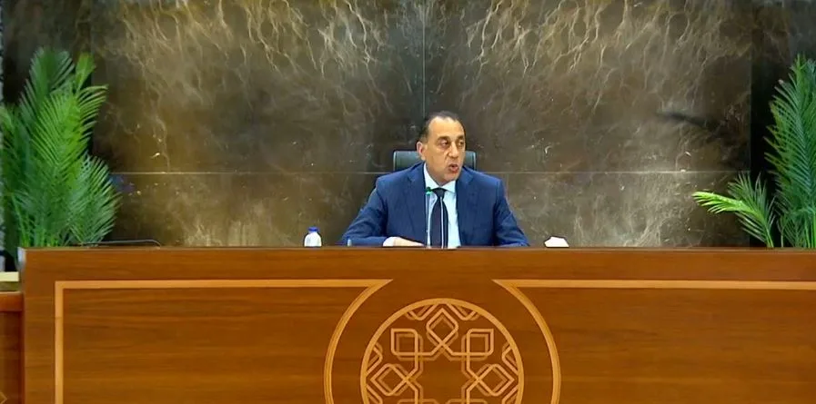 رئيس الوزراء: لا داعي للقلق بشأن حدوث فقاعة في سوق العقارات.. وارتفاع الأسعار يعتمد على العرض والطلب. رئيس الوزراء: لا داعي للقلق بشأن حدوث فقاعة في سوق العقارات.. وارتفاع الأسعار يعتمد على العرض والطلب.
