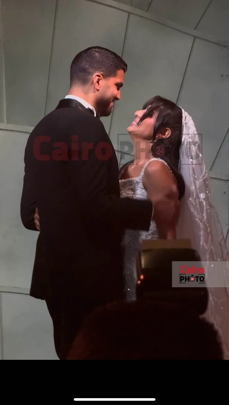 تأثير أمل رزق وظهور نجوم الفن.. مشاهد من زفاف هيا كتكت تأثير أمل رزق وظهور نجوم الفن.. مشاهد من زفاف هيا كتكت