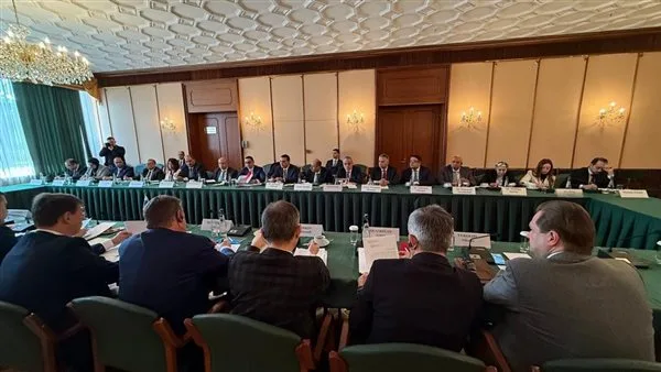 تأكيد التعاون بين مصر وروسيا في مجالات رئيسية مثل التعليم والصحة والنقل تأكيد التعاون بين مصر وروسيا في مجالات رئيسية مثل التعليم والصحة والنقل