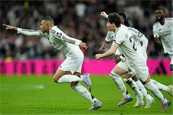 تاريخ مباراة ريال مدريد وإشبيلية في بطولة الدوري الإسباني تاريخ مباراة ريال مدريد وإشبيلية في بطولة الدوري الإسباني