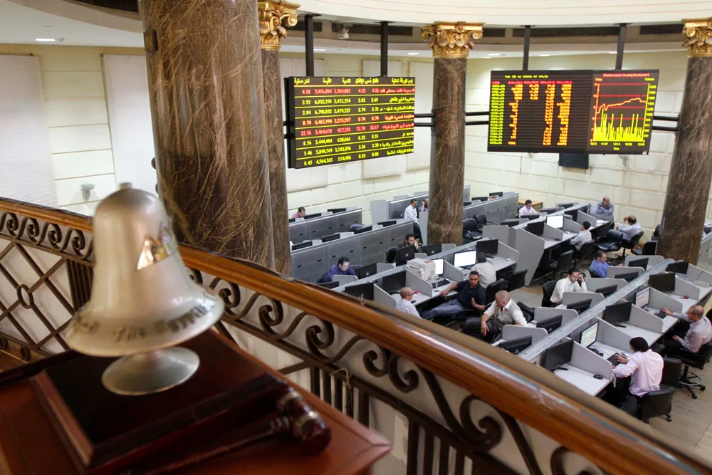 تباين مؤشرات البورصة المصرية فى منتصف تعاملات الأحد